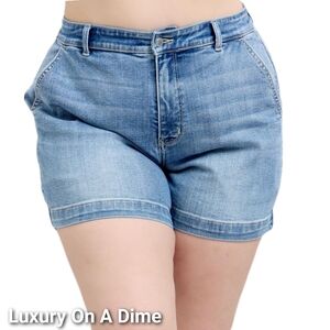 Judy Blue High-Rise Relaxed Boyfriend Jean Mid-length Slit Pocket Denim Shorts